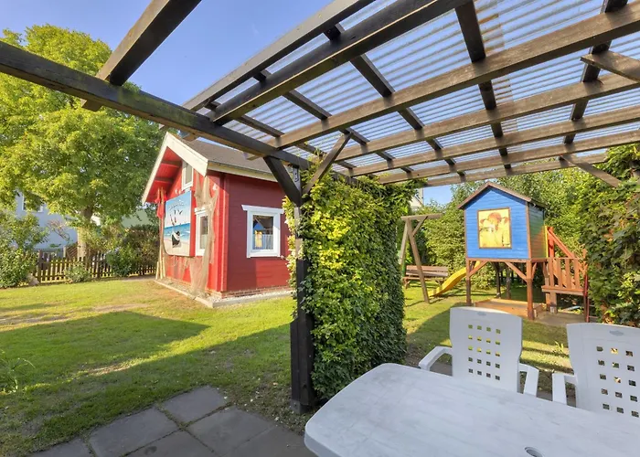 Zinnowitz, Haus Joern בקתה *